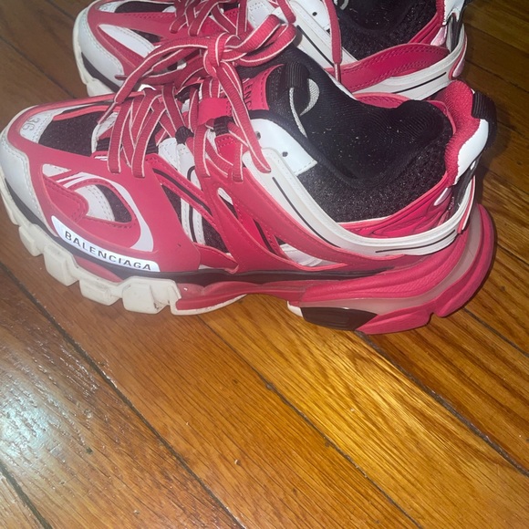 BALENCIAGA WOMENS TRACK SNEAKER - Picture 5 of 5